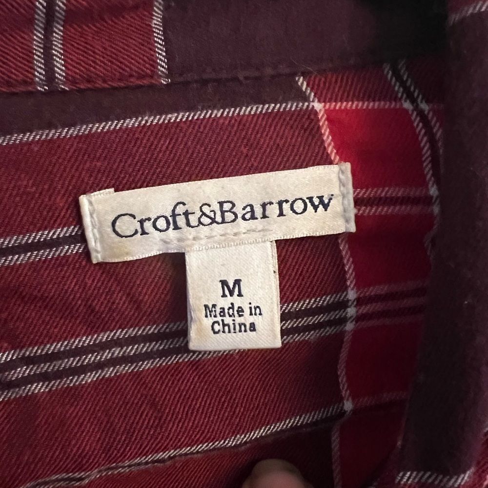 Croft & Barrow red and black flannel size medium in EUC - Picture 2 of 3